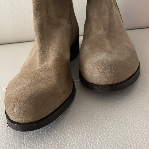Vis-a-Vis Tall Suede Tan Boots - Picture 4 of 9